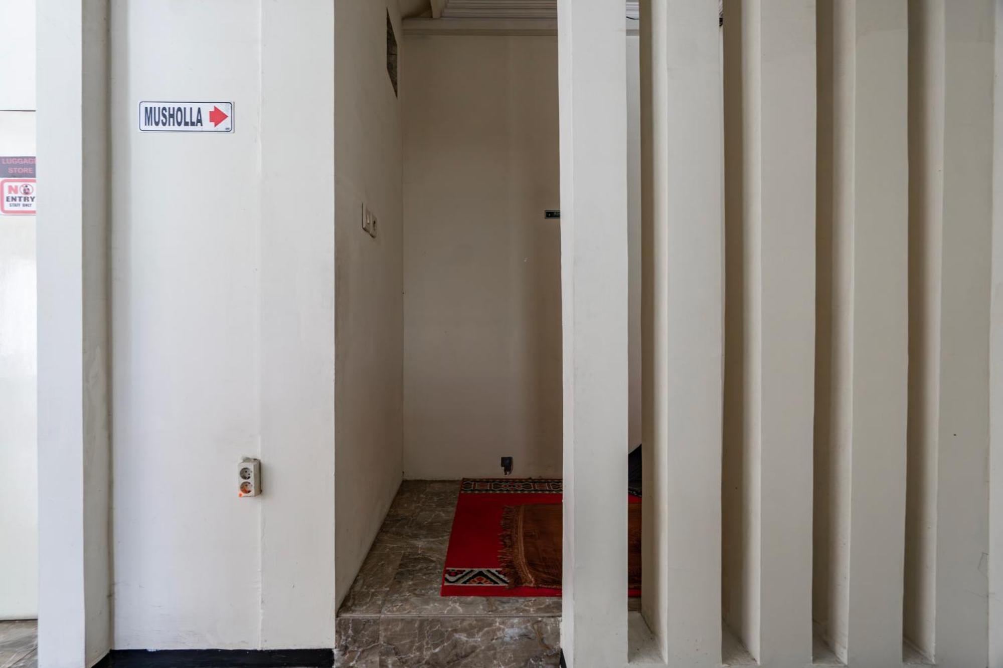 Oyo 93710 Bidara Syariah Hotel Mojokerto